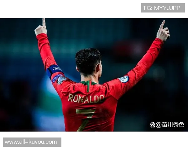 世界杯官推发布42队海报无C罗引发热议已删除原贴引关注 世界杯官推发布42队海报无C罗引发热议已删除原贴引关注