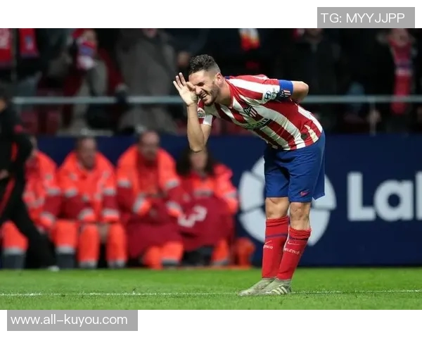 小西蒙尼立志提升射门技巧以格子和科克为榜样追求进步