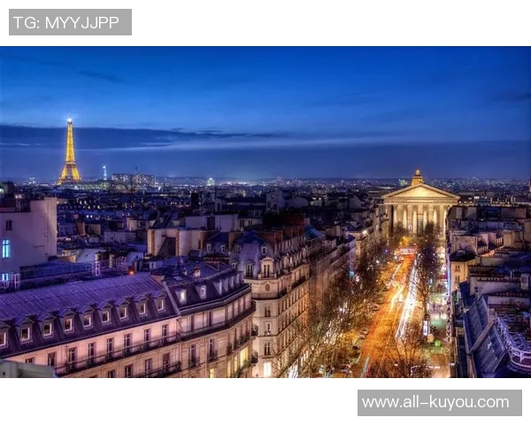 巴黎香榭丽舍大道跨年庆祝活动向大巴黎和登贝莱致敬