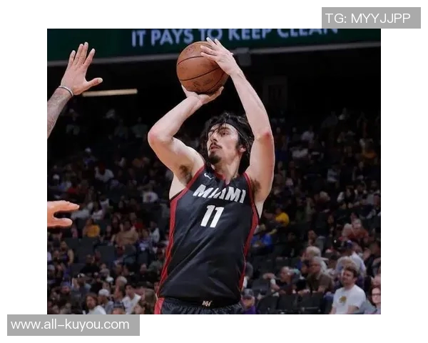 哈克斯强调全力支持核心球员提升状态努力争取胜利